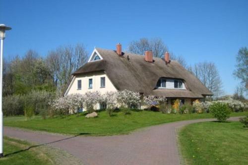 Puddemin House | Reetdachhaus Malve 2