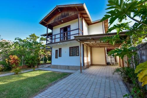 Sao Joao do Rio Vermelho House | Refúgio aconchegante entre o mar e natureza N1804
