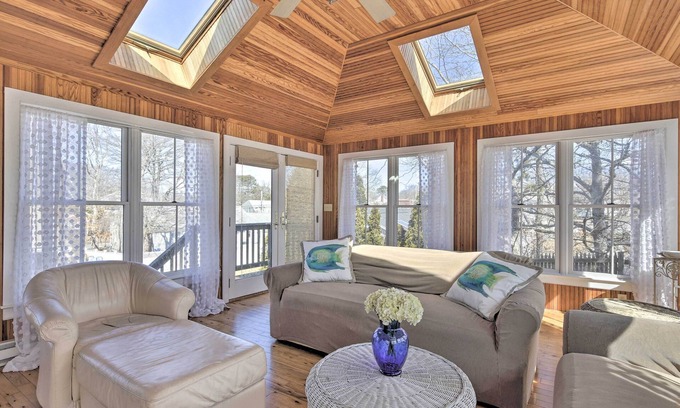 Popponesset Cottage | Refined Retreat W/outdoor Shower, 1 Block to Beach