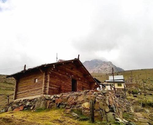Potrerillos Ski Chalet | Refu Denahi