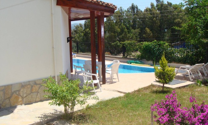 Akyaka Villa | Refurbished Spacious 6 bedroom detached villa with private pool