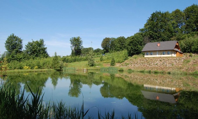 Bystrice nad Pernstejnem Cabin | Rekreační chata Karasín
