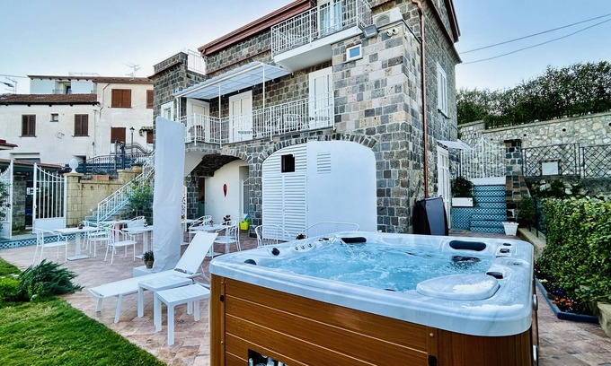 Sant'Agata sui Due Golfi House | Relais Loggia Li Galli