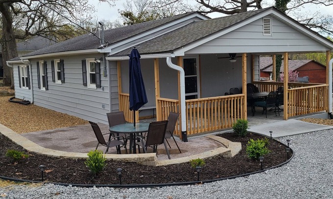 Warsaw House | Relax and Enjoy Our Beautiful Truman Lake Home, completely remodeled in 2021.
