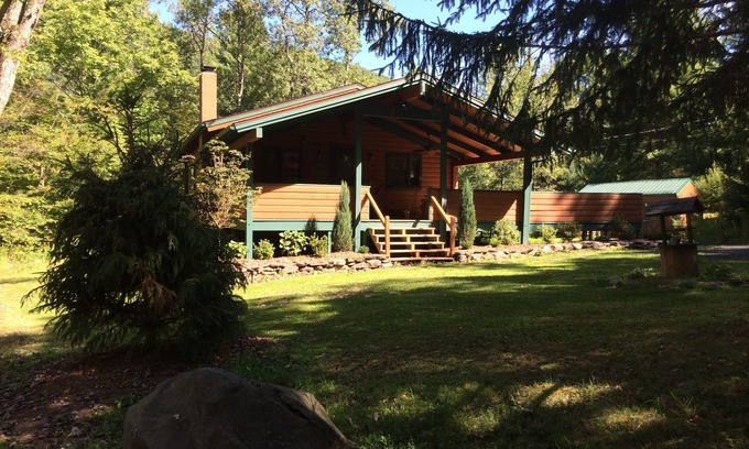 Phoenicia Cabin | Relax and Reboot Your Senses!