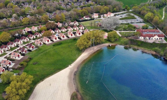 Ewijk House | Relax at Groene Heuvels: a spacious, kid-friendly 3-bedroom cottage with private kitchen.