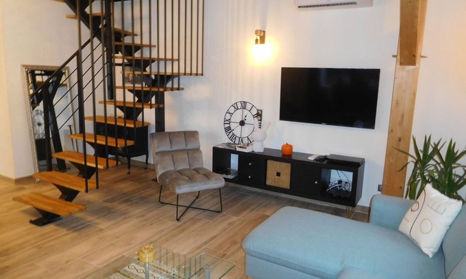 Colombey-les-deux-Eglises Cottage | Relaxing getaway in Colombey with SPA and jacuzzi