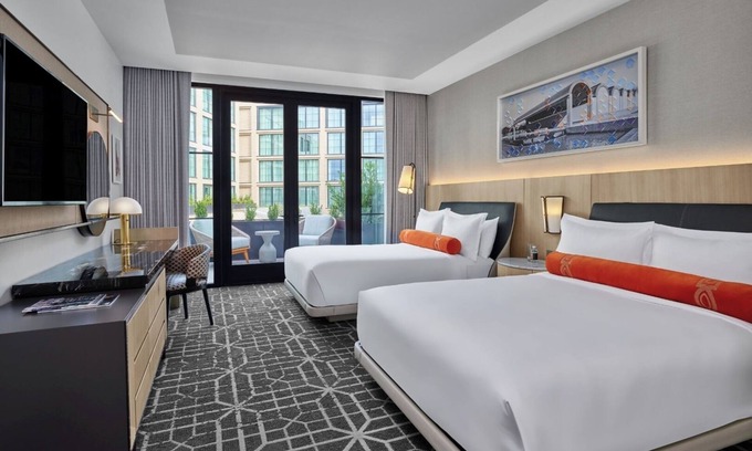 Fort Worth Cultural District Hotel | Relax in a Cozy Room at Heart of Fort Worth's Attractions
