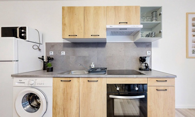 Saint-Etienne-en-Cogles House | Relax in this cozy and functional house in an ideal location for excursions.