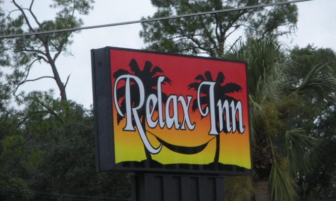 Silver Springs Hotel | Relax Inn Silver Springs