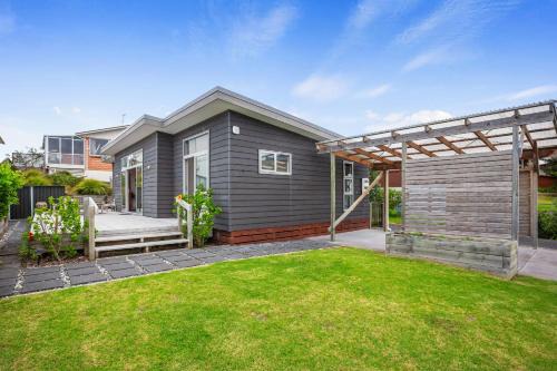 Waihi Beach House | Relax on Dillon - Waihi Beach Holiday Home