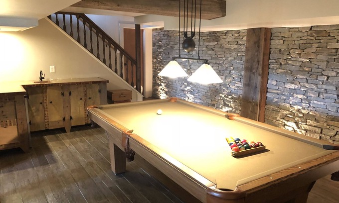 Little Compton House | Relax with water views. Quick ride to beaches, farms, 30 min to Newport & PVD.