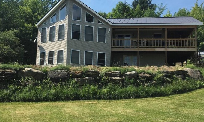 Lowell Apartment | Relaxation in the mountains. Hike, Ski & explore around Jay Peak