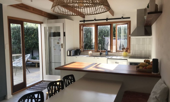 Raglan House | Relaxed home away from home