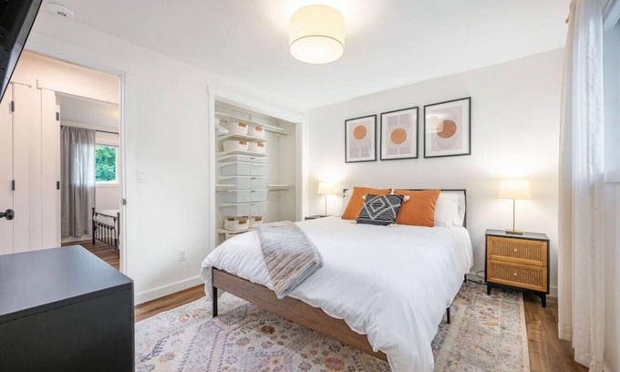 Inglewood-Finn Hill House | Relaxing Kirkland Haven