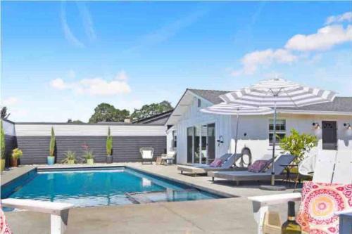 Sonoma House | Relaxing Palmer Farmhouse Pool Hot Tub Putting