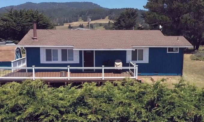 Manchester Cottage | Relaxing Retreat on the Mendocino Coast!