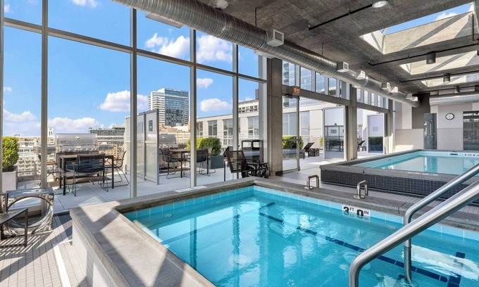 West Loop Gate Apartment | Relaxing Studio with Private Patio Downtown Chicago