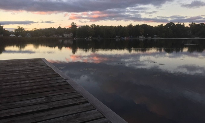 Waterford House | Relaxing Waterfront Home on Elm Island Great Fishing on Lake Tichigan/Fox River