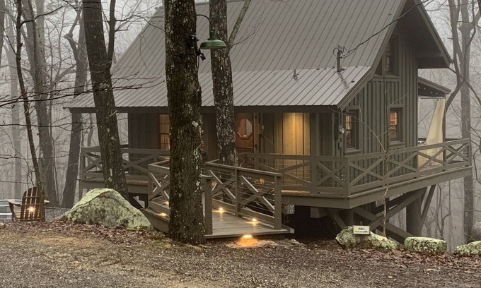 Mentone House | Remodeled Cabin near DeSoto State Park & Mentone
