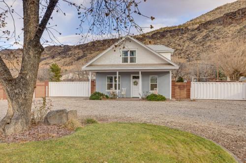 Hurricane House | Remodeled Pioneer Home in Hurricane with Patio!