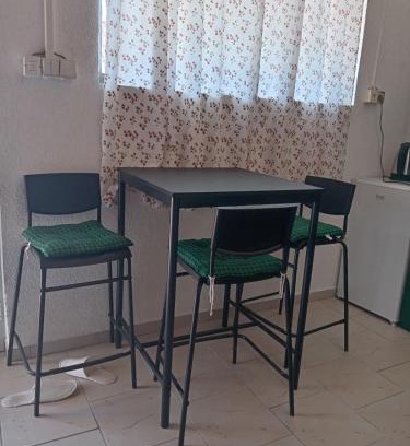 Backi Monostor Apartment | Renesansa