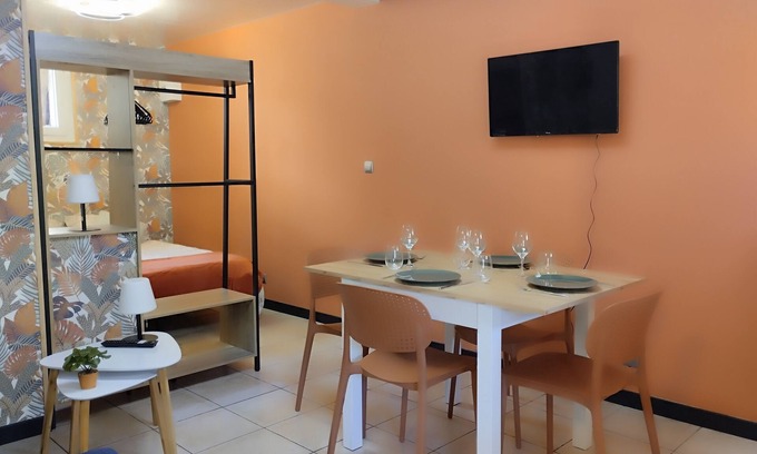 Meyrueis Apartment | Renovated 1 to 4 person studio in the heart of nature