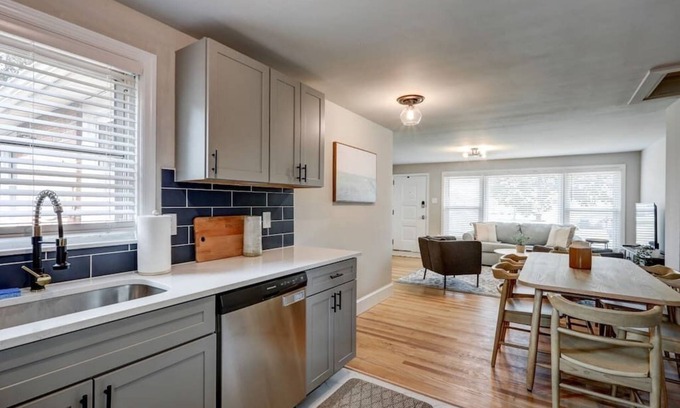 Witmer House | Renovated 2 BR home close to Lancaster attractions