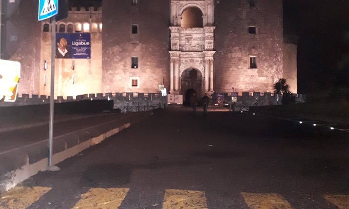 Naples City Centre House | Renovated apartment in the Garibaldi Central Station area.