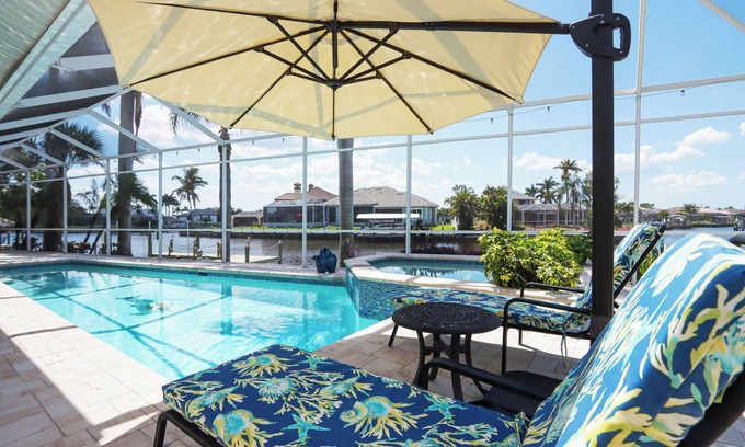Cape Coral House | Renovated Cape Coral home situated on a peaceful Gulf-access "T" canal - Our Happy Place