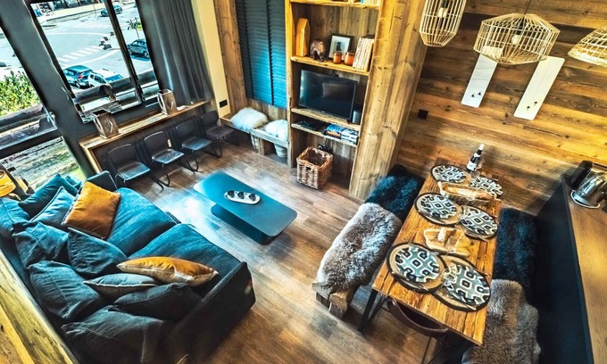 Le Lavachet Apartment | Renovated Duplex Near Slopes & Shops with Balcony