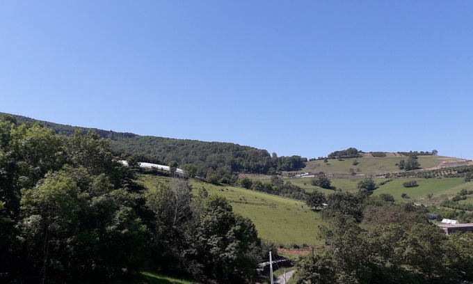 Courzieu Other | Renovated farmhouse in a hamlet in the Monts du Lyonnais region, close to the town centre.
