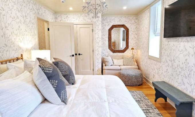 North East House | Renovated historic school house