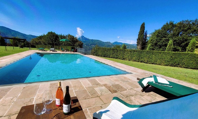 Castelvecchio Pascoli Villa | Renovated silk factory, private pool- Sleeping 14. Near Barga WIFI. Chef option