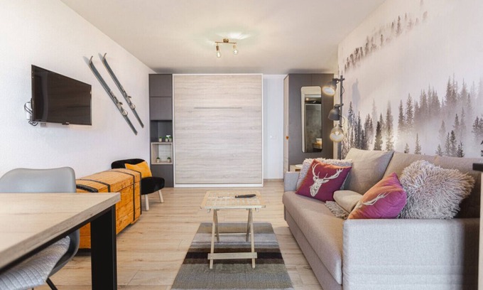 Randogne Apartment | Renovated studio with breathtaking views of the Alps