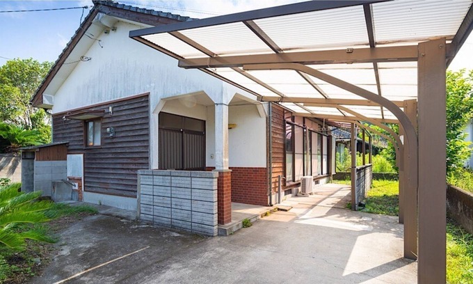 Tarumizu House | Rental building A house overlooking Satsuma Fuji / Tarumizu Kagoshima
