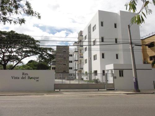 Santiago Province Apartment | Residencial Vista Del Bosque