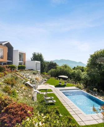 Trarego Viggiona Apartment | Residence Conca Verde 2 with pool