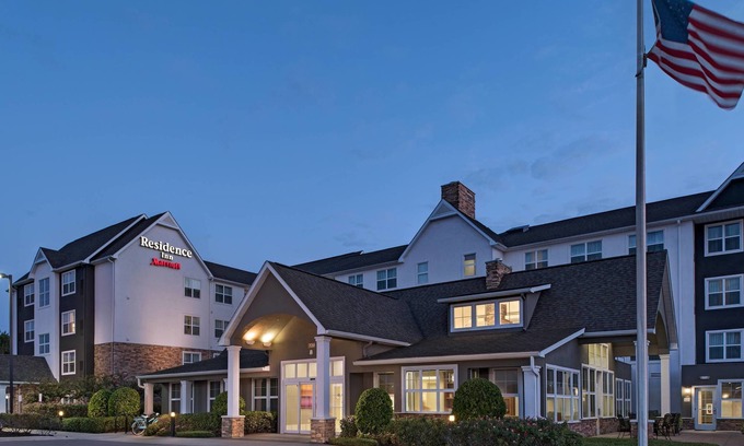 College Station Hotel | Residence Inn Bryan College Station