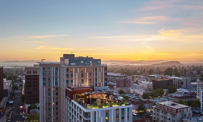 Downtown Berkeley Hotel | Residence Inn by Marriott Berkeley