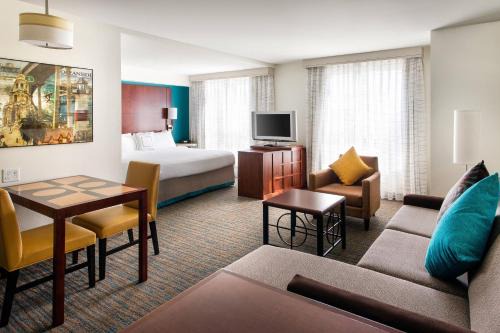 Ivey Ranch - Rancho Del Oro Hotel | Residence Inn San Diego Oceanside