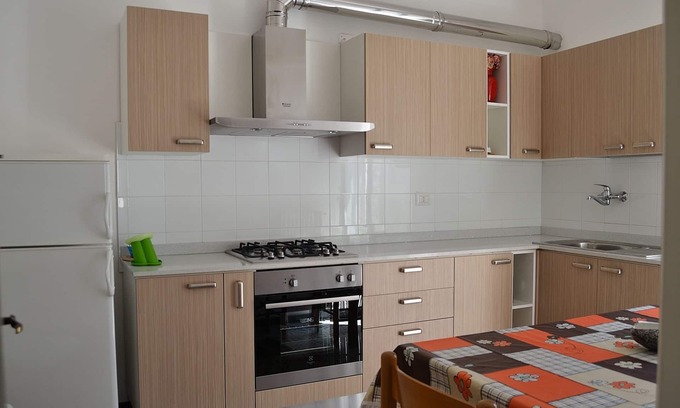 Roseto degli Abruzzi Apartment | Residence Zoe, apartment 150 meters from the sea, city center, 60 KM from the mountain