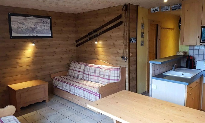 Arc-1600 Apartment | Residence Les Charmettes - Charming apartment 2 rooms 4 people in Arc 1600 close to the slopes and shops