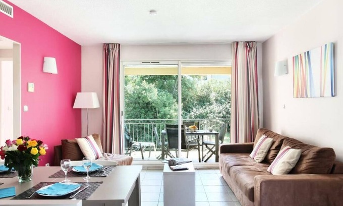 Cote d'Azur- French Riviera House | Residence Odalys Le Clos Bonaventure - Villa 6 People