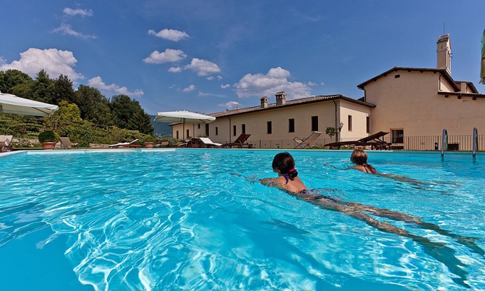 Massa Martana House | Residenza d'Epoca San Pietro Sopra le Acque