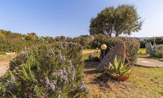 Villaggio Piras Apartment | Residenza del Mirto – Three-room apartment with sea view terrace in the Piras Village