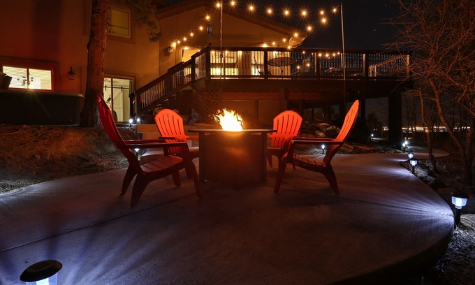 Northwest Colorado Springs Apartment | Resort located in the heart of Colorado Springs