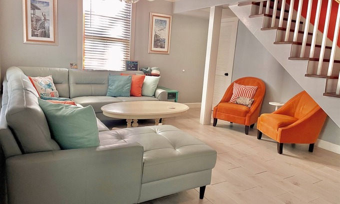 Steinhatchee House | Resort pool, private cottage & boat slip access