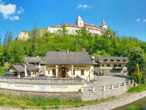 Krivoklat House | Resort U Jelena