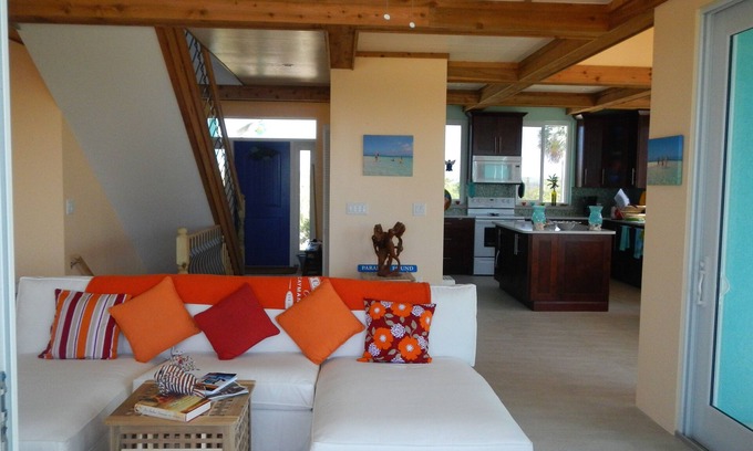 Little Cayman House | Rest Assured, Peace And Quiet Await!
